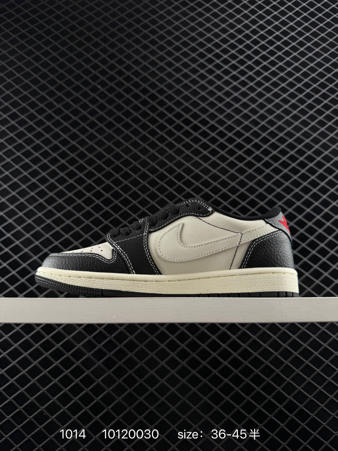 Travis Scott x Air Jordan 1 ” Reverse Mocha “